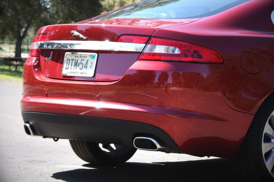  Jaguar XF 2008 года  (фото 171 из 175)
